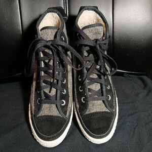 Converse Women's Size 8 Tweed & Black Suede Sherpa Lined High Tops Shoes NWOT!